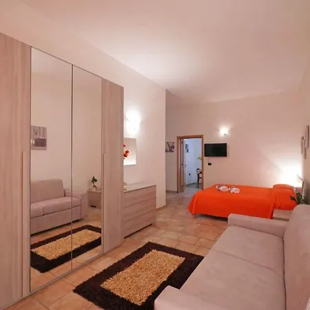 La Casa Di Gio レヴェラーノ